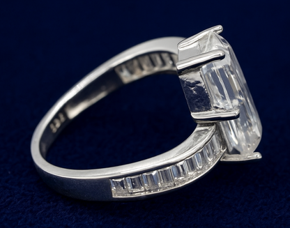 Moissanite Twin Asscher Ring Galnuv